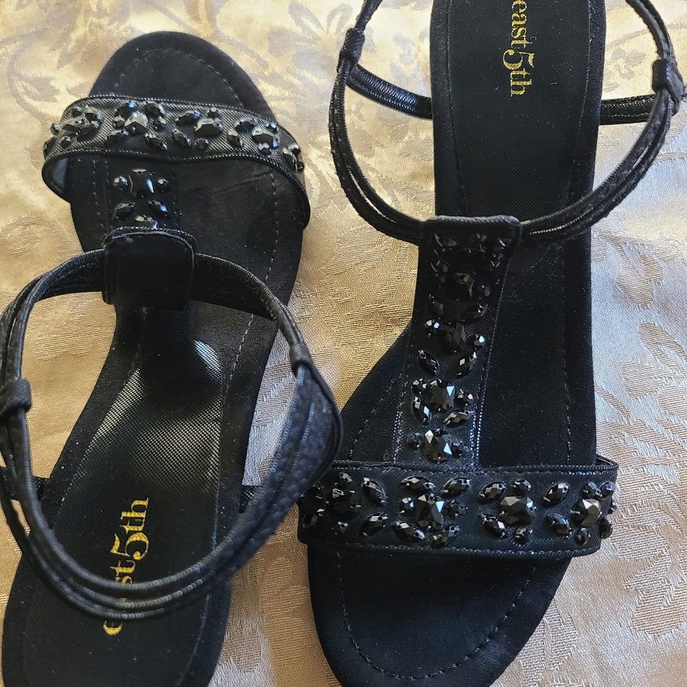 Gorgeous Bling Black Wedge Sandals 9M - NEW!